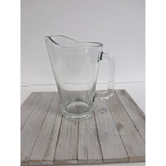 LIBBEY Clear Glass Pitcher Easy Pour Flared Lip 9" - Picture 1 of 6